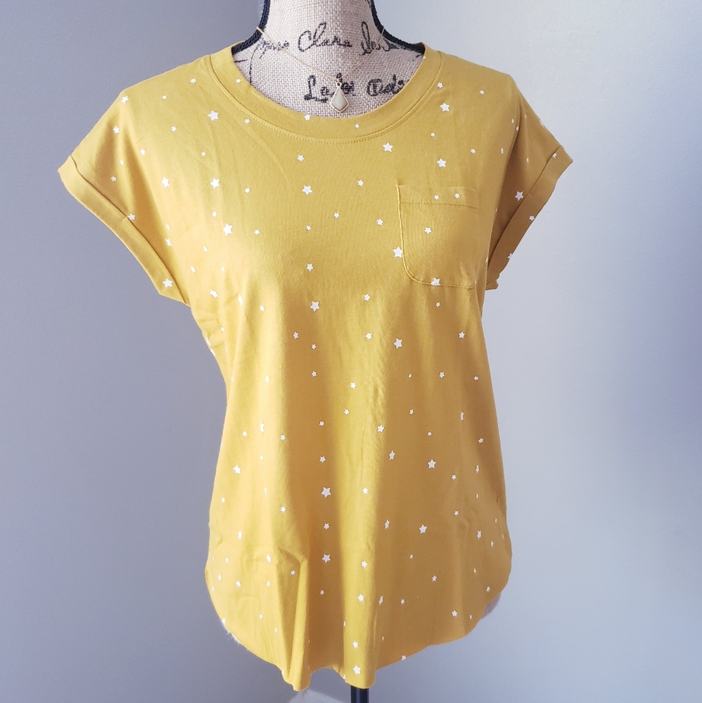 Star tee with pocket